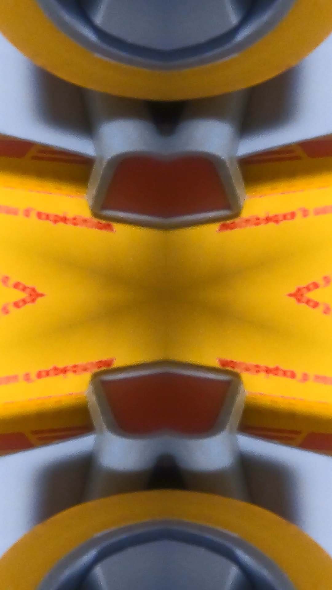 DHL